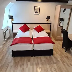 Rent Prinsen Hotel